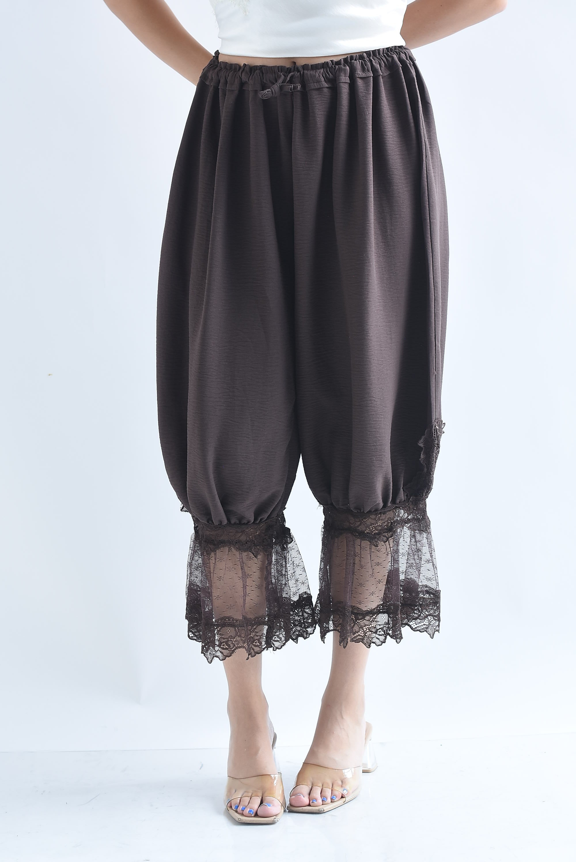 Pantalón globo capri olán encaje