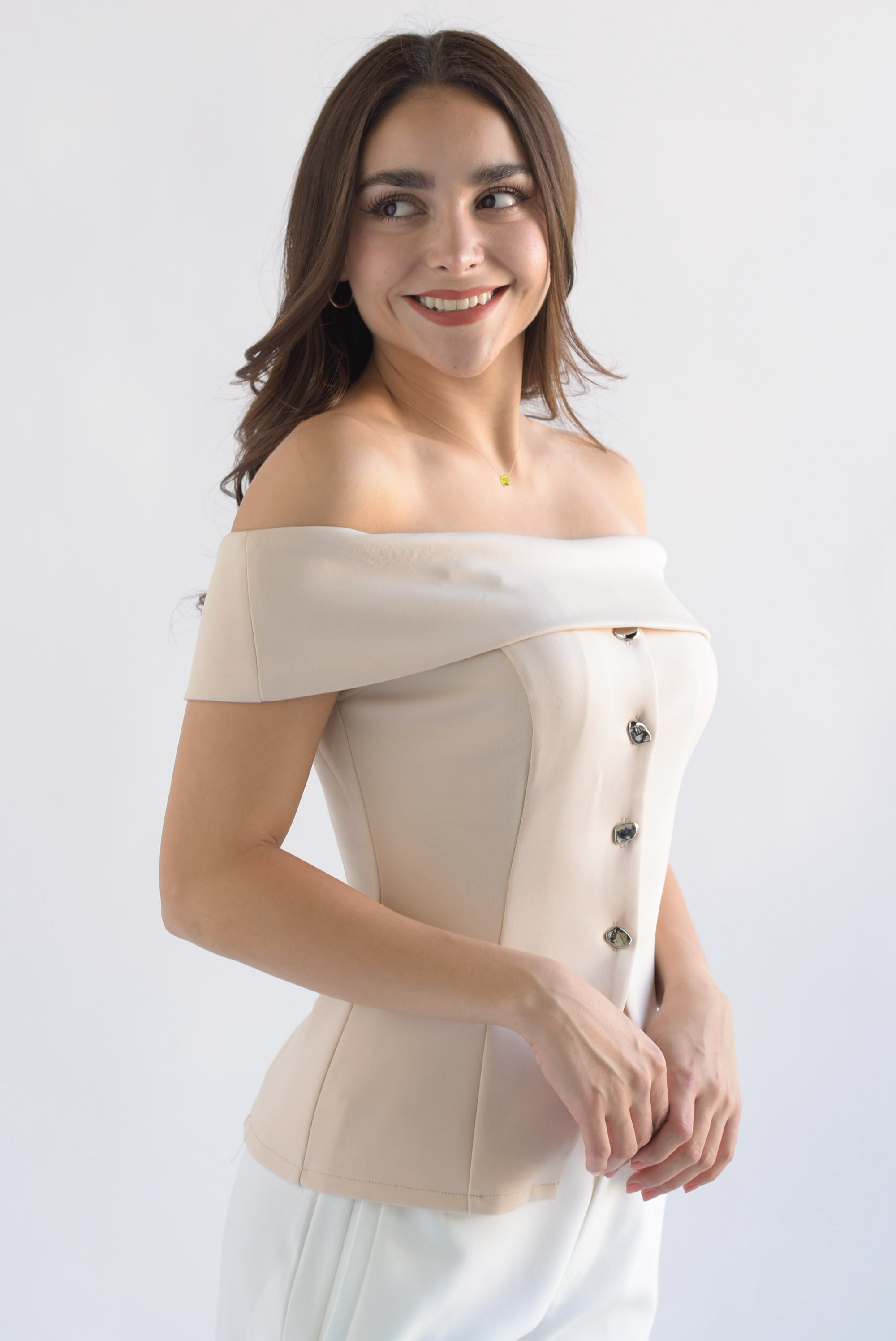 Blusa peplum off-shoulders Beige