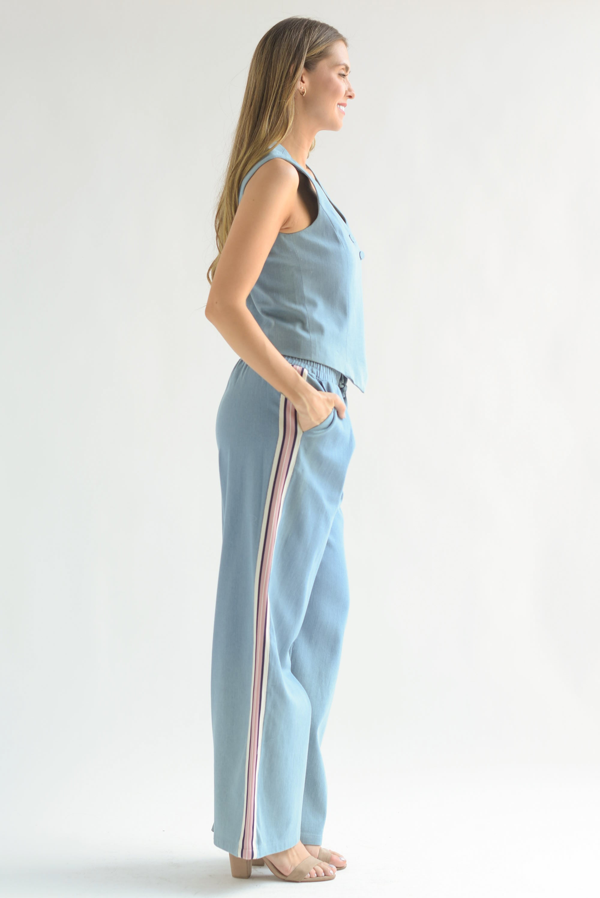 Set Pantalón track y Chaleco asimétrico Denim