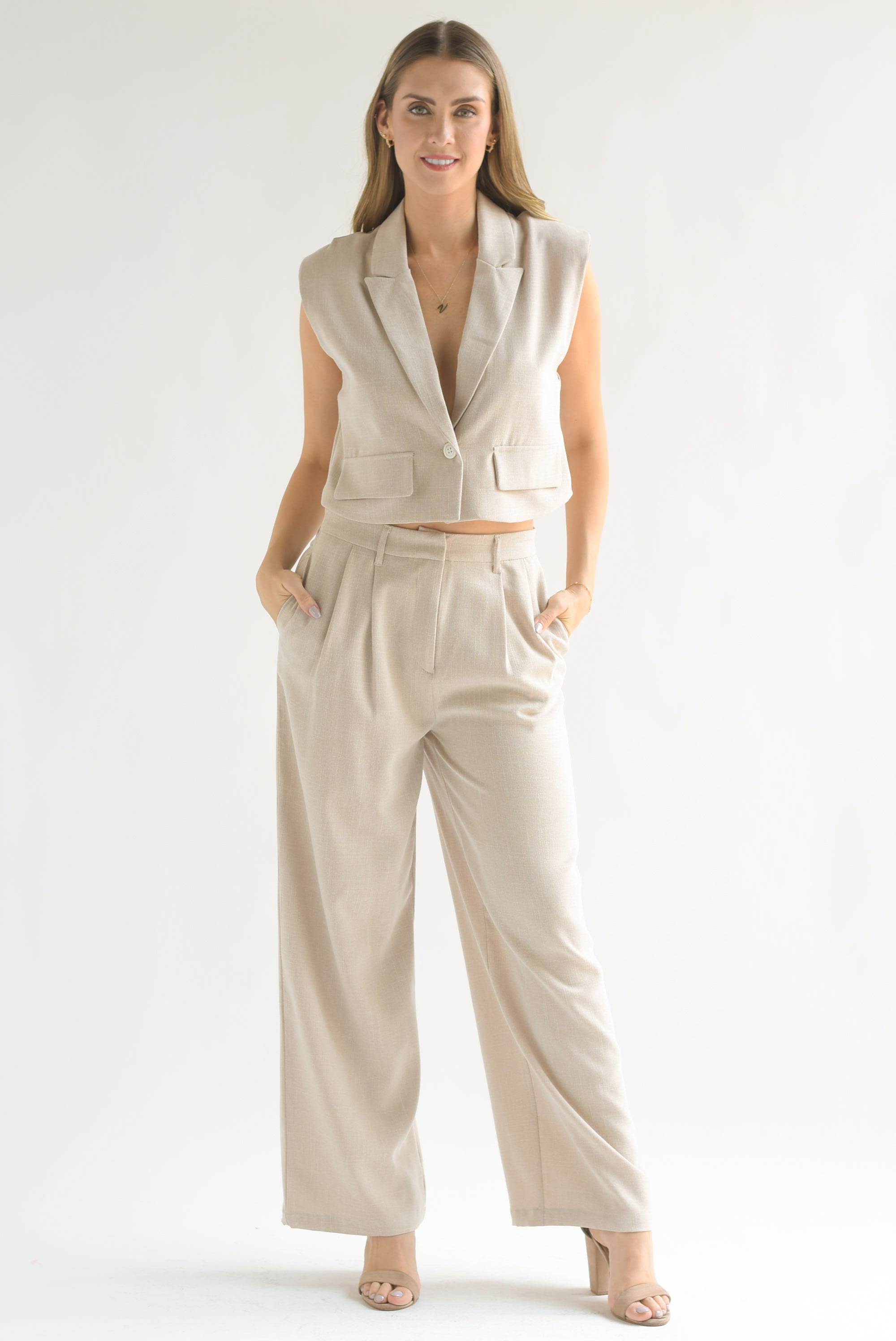 Set Pantalón y Chaleco crop Crudo