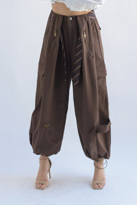Fashion Styled Pantalón pinzas wide corbata Espresso