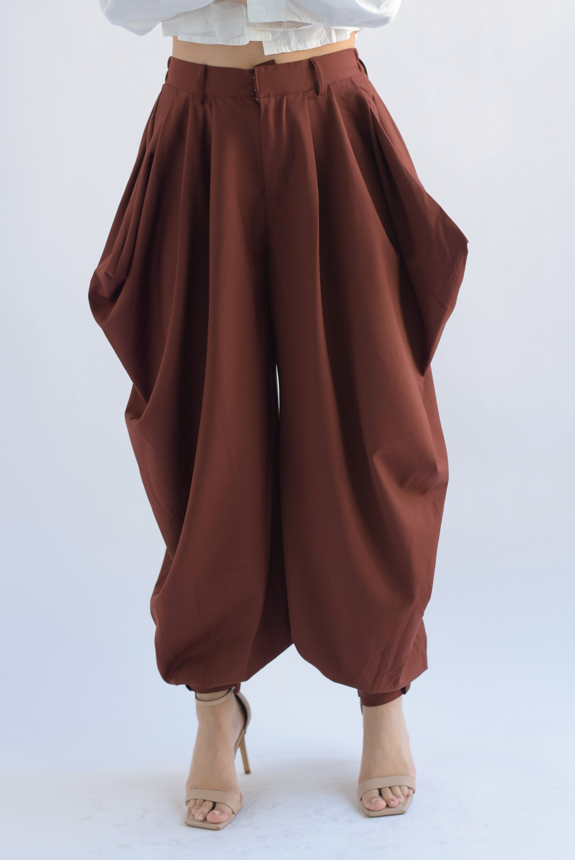 Pantalón globo picos Marrón
