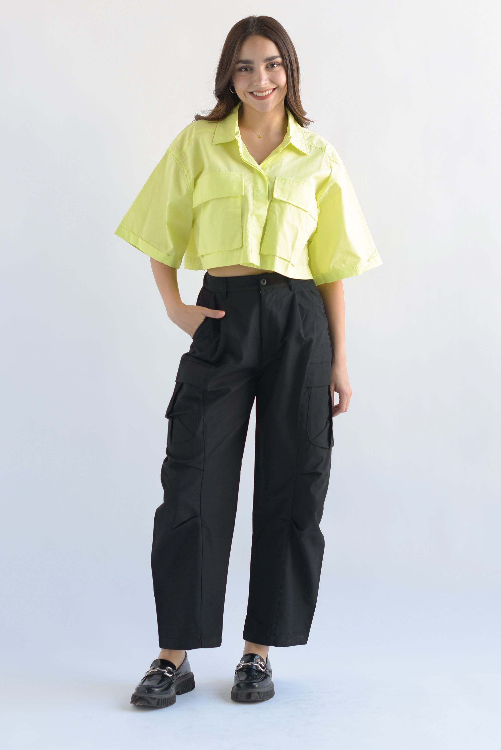 Pantalón barrel cargo Negro