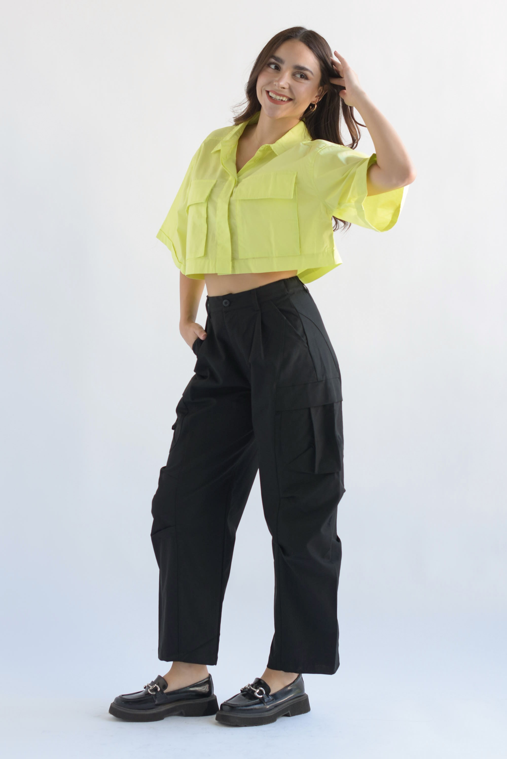 Pantalón barrel cargo Negro