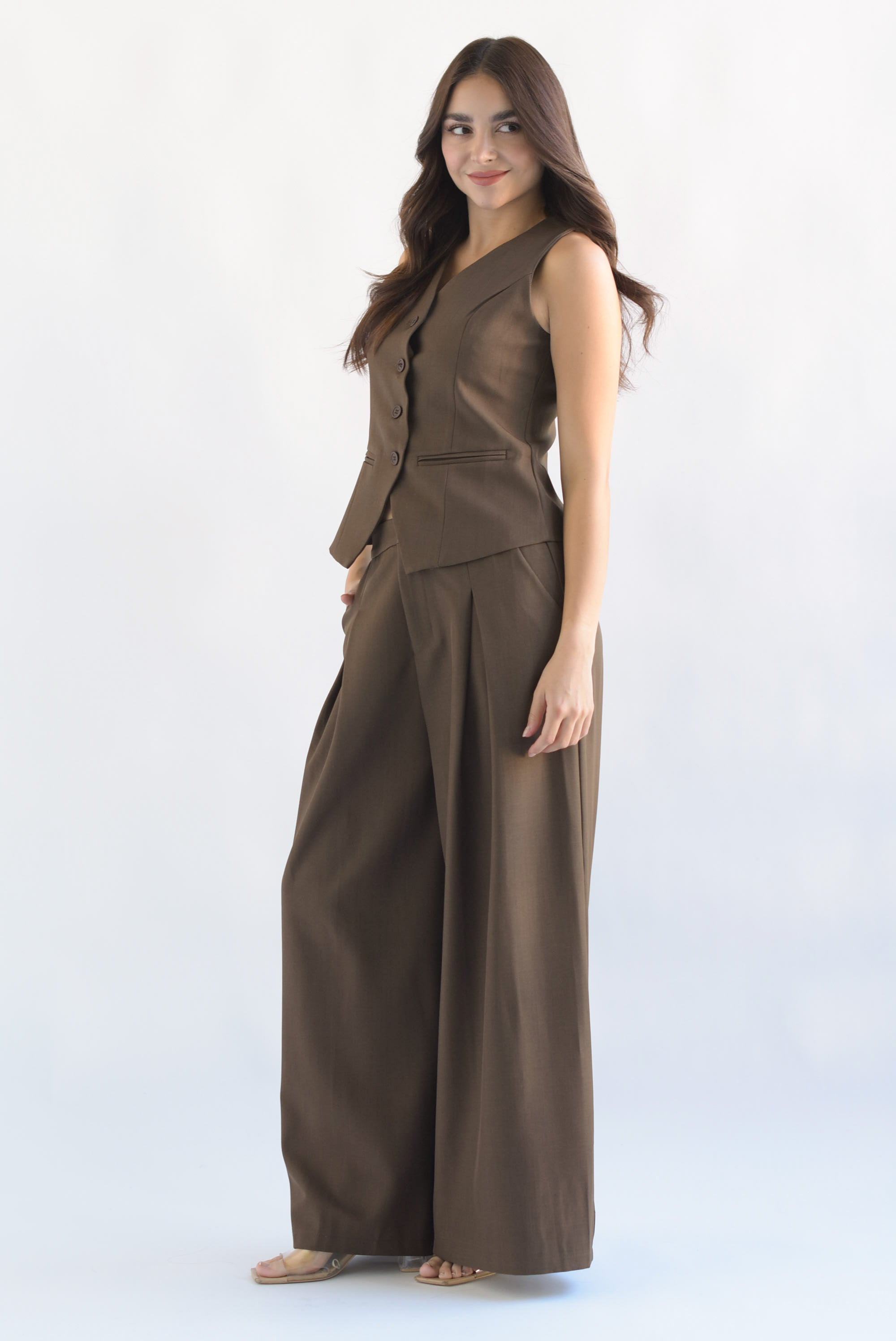 Set Pantalón wide pinzas y Chaleco Café