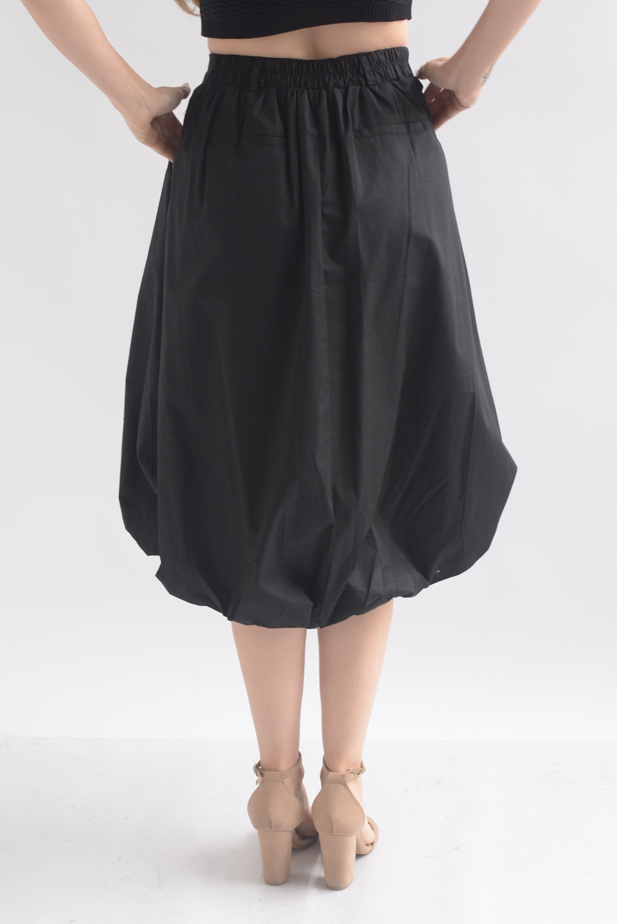 Falda globo con trabilla