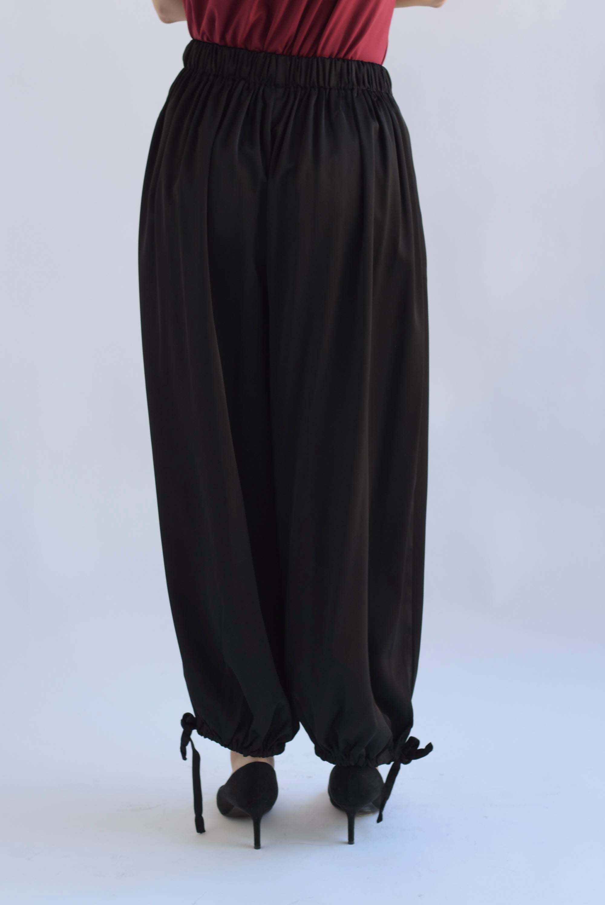 Pantalón globo satín Negro