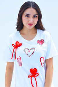 Fashion Styled T-Shirt corazones Blanca con Rojo