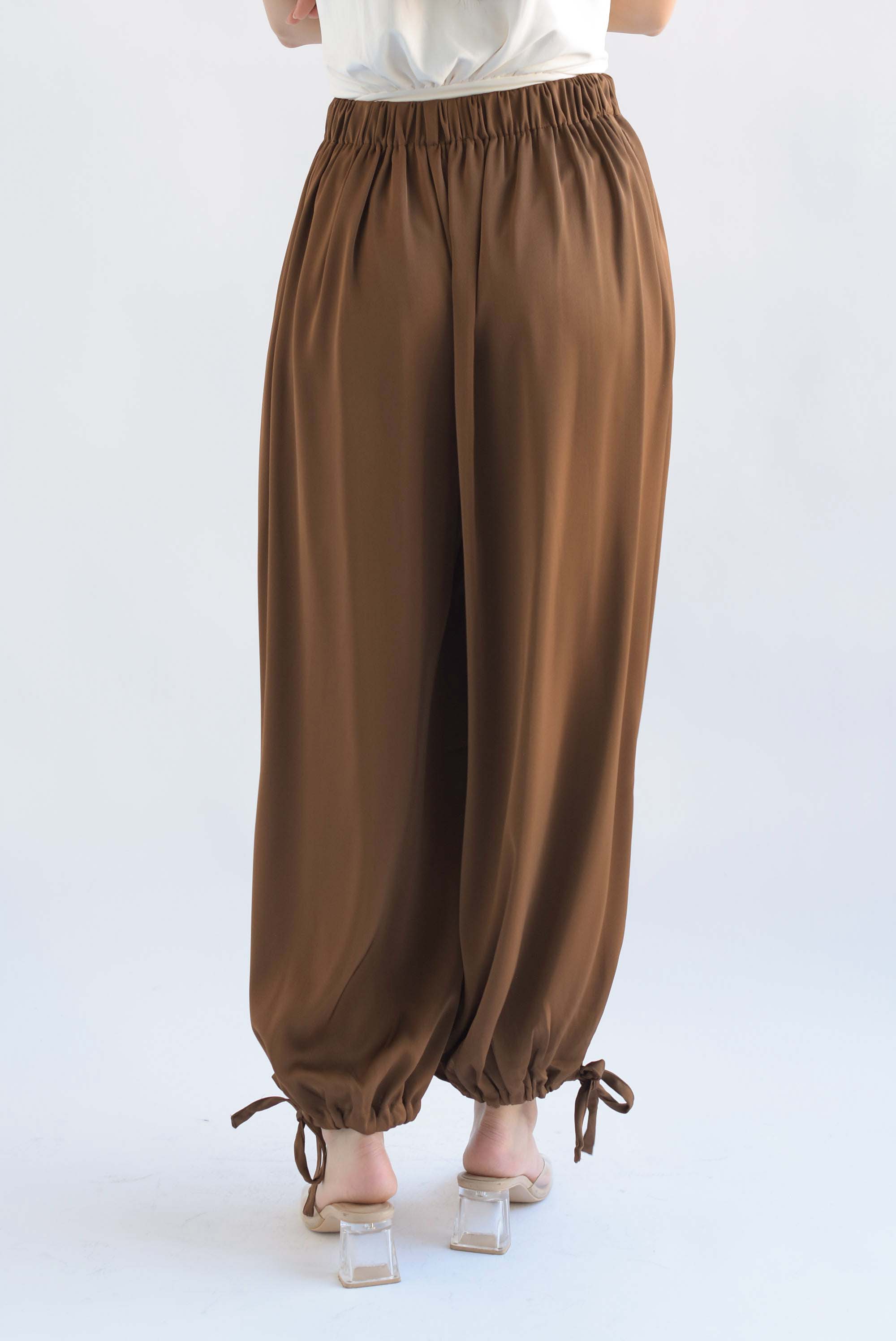 Pantalón globo satín Café