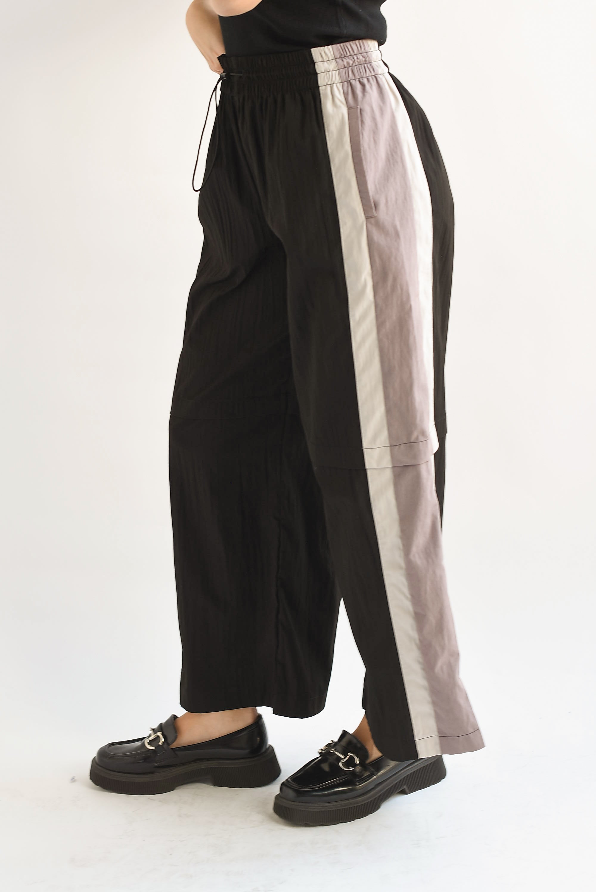 Pantalón track Tricolor Negro