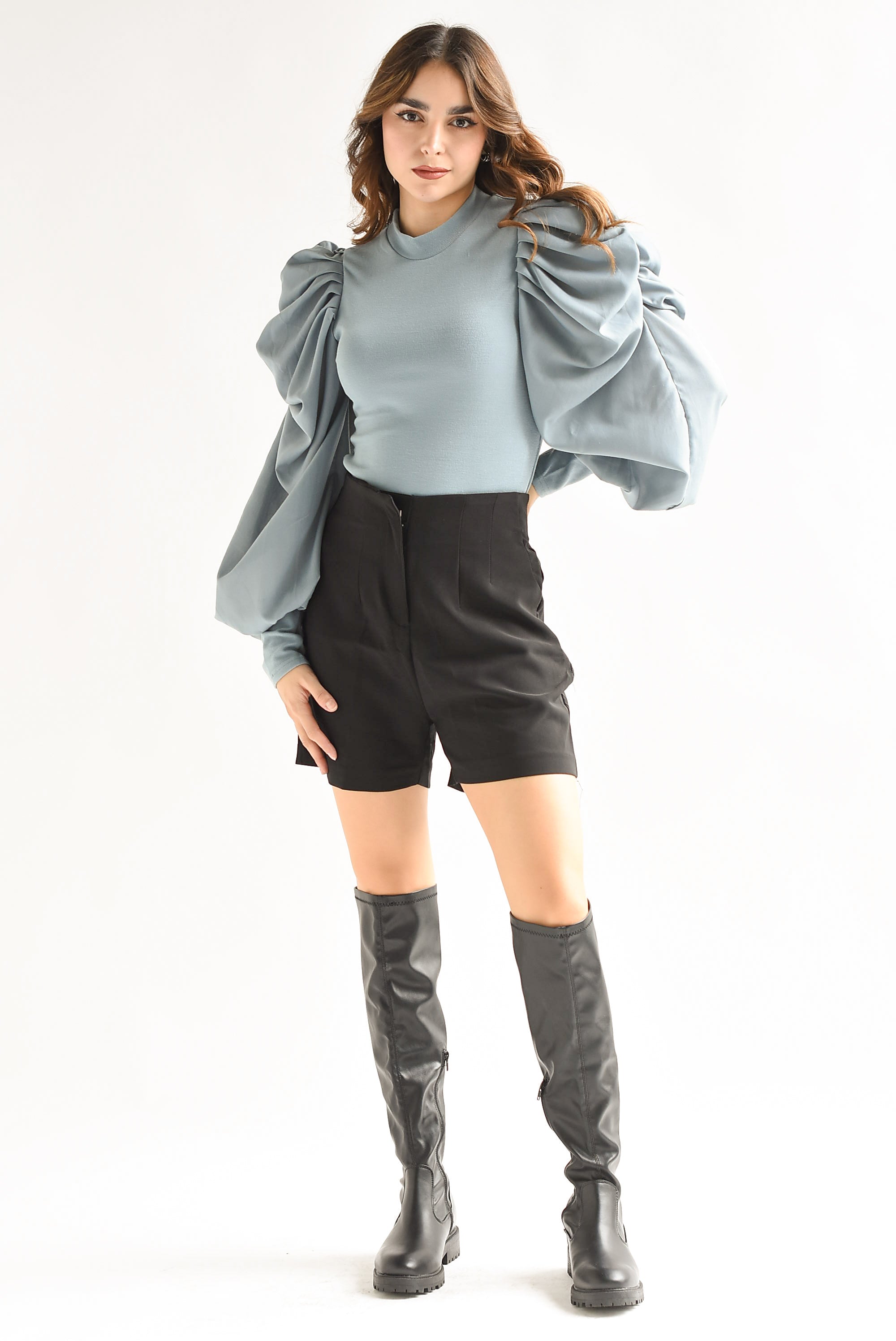 Blusa manga puffy larga Gris