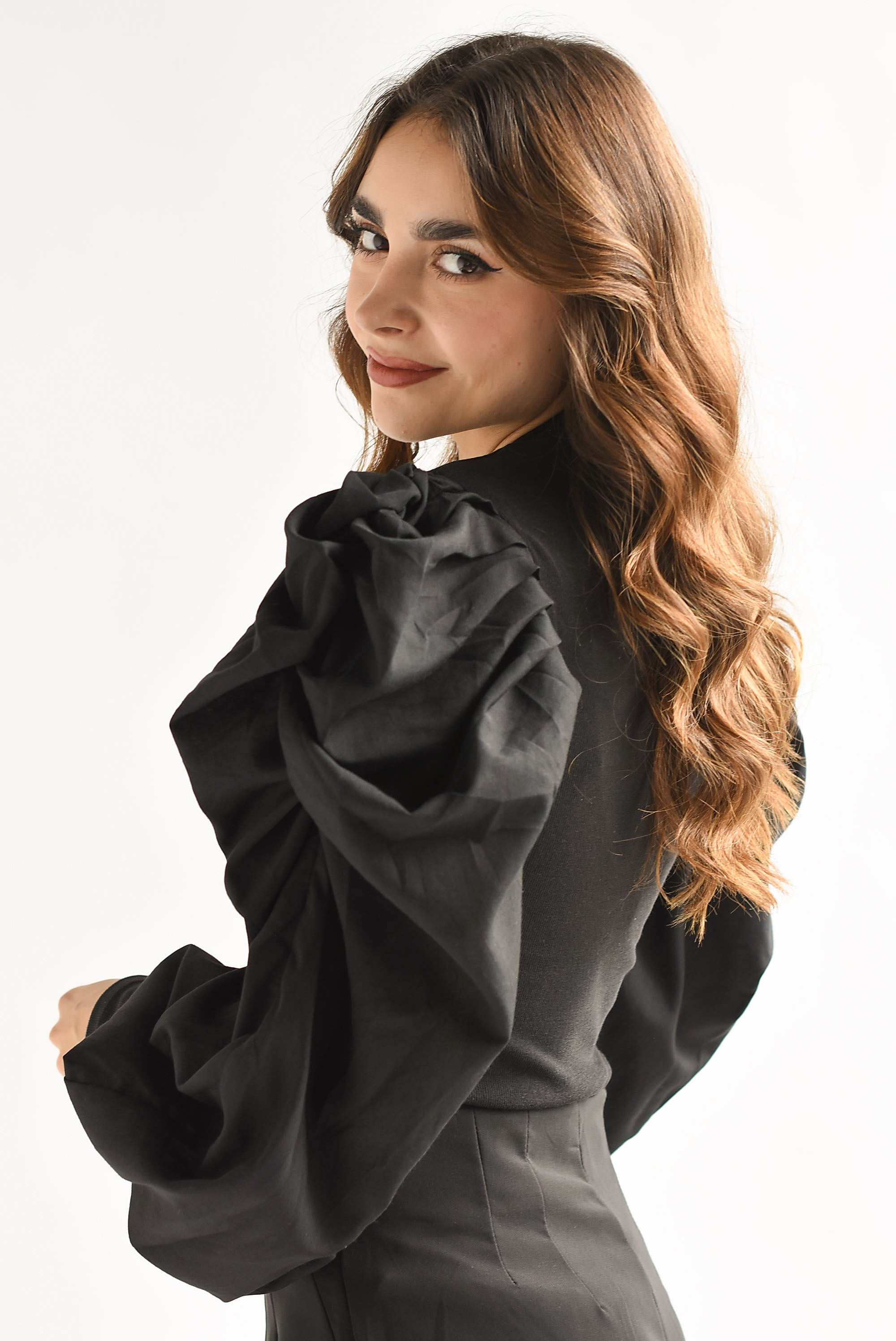 Blusa manga puffy larga Negra