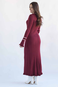 Fashion Styled Vestido cuello camisero filos blancos Vino