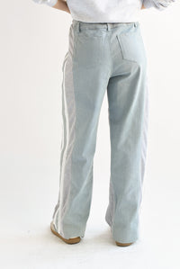 Fashion Styled Pantalón denim light  track Gris