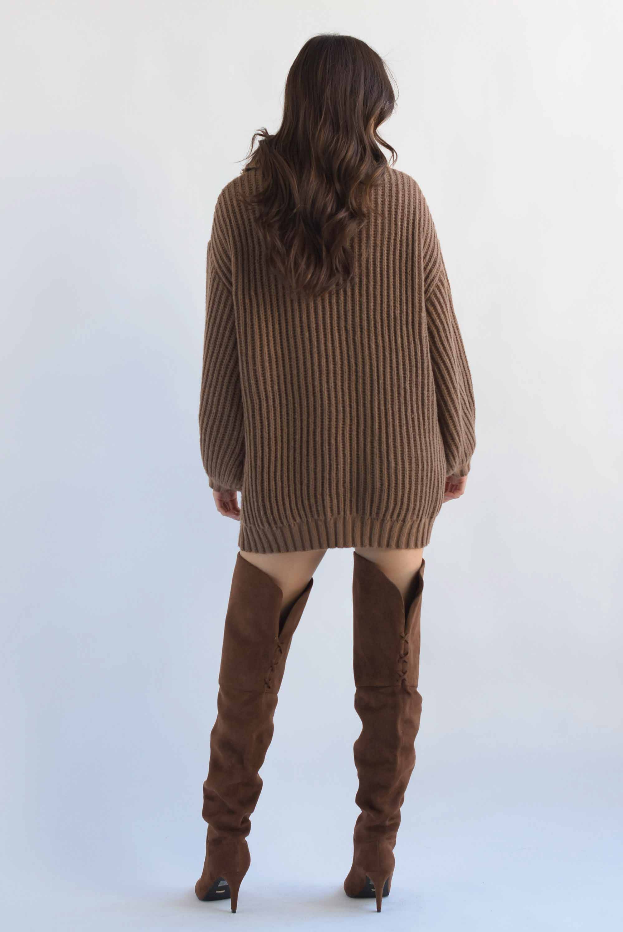 Sweater dress cuello alto Café