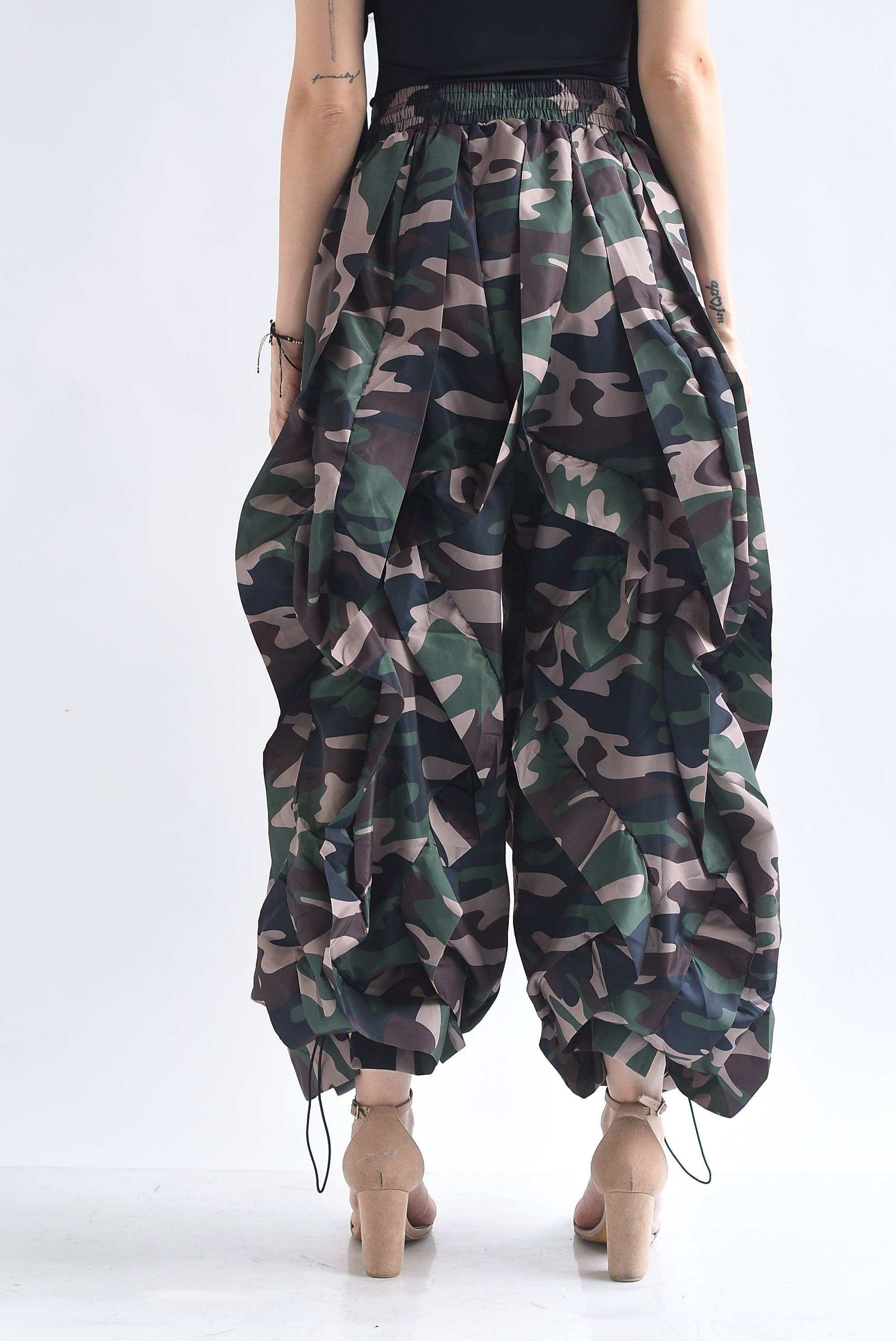 Pantalón Parachute ondas estampado