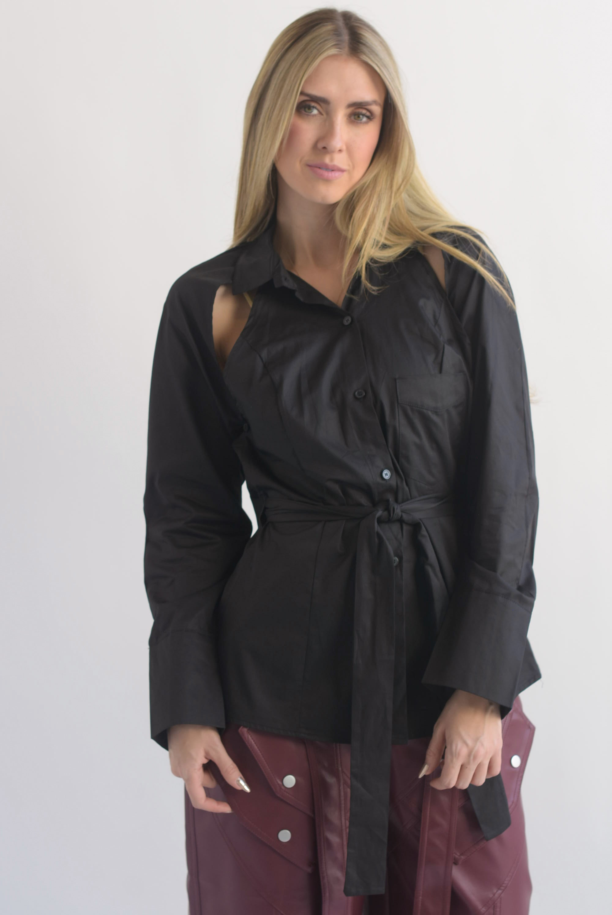 Camisa cut-out cinta