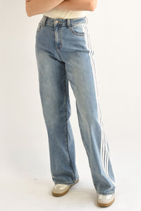 Fashion Styled Jeans wide leg track