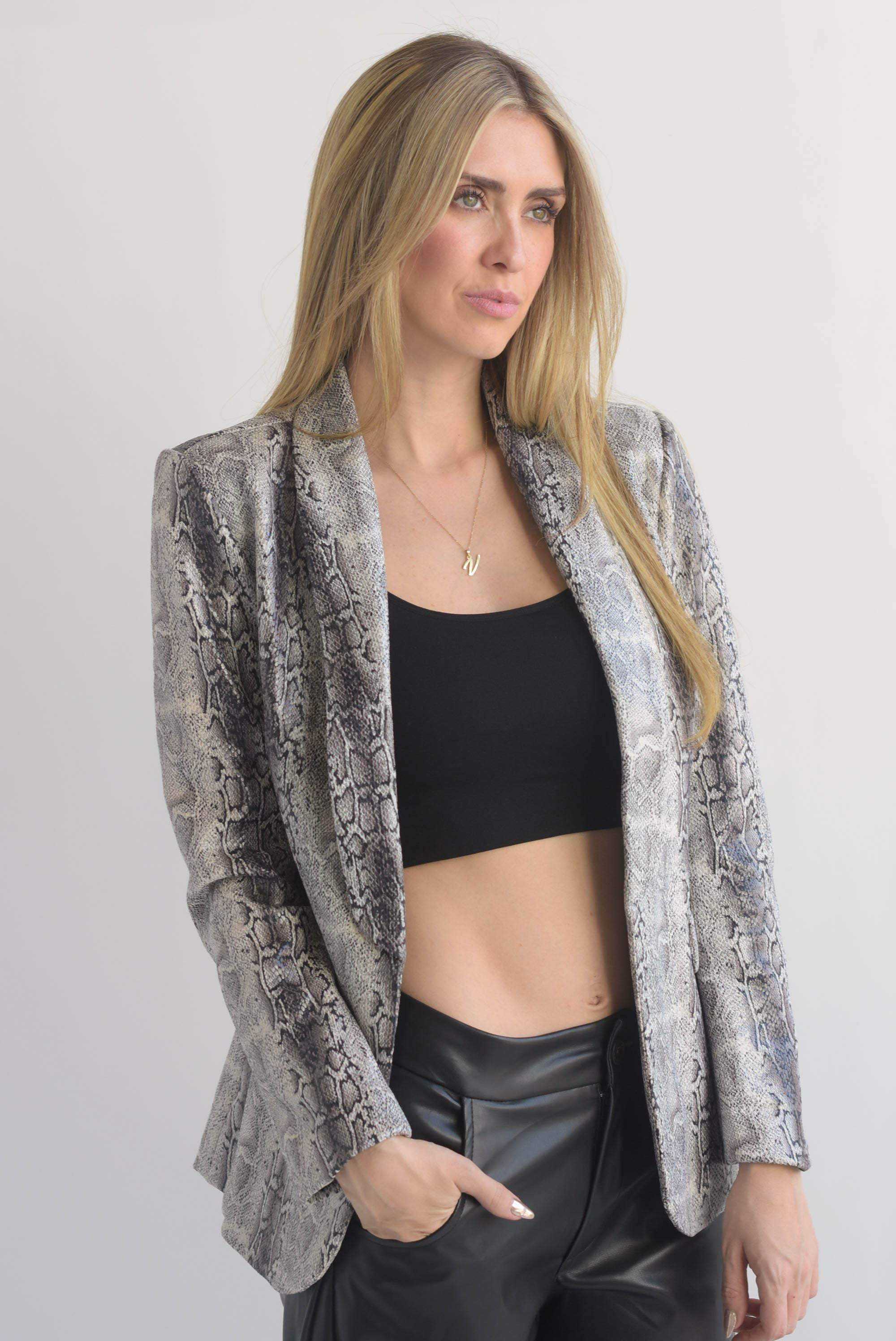 Blazer solapa vinipiel texturizado snake print