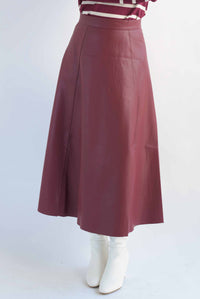 Fashion Styled Falda vinipiel corte A Vino