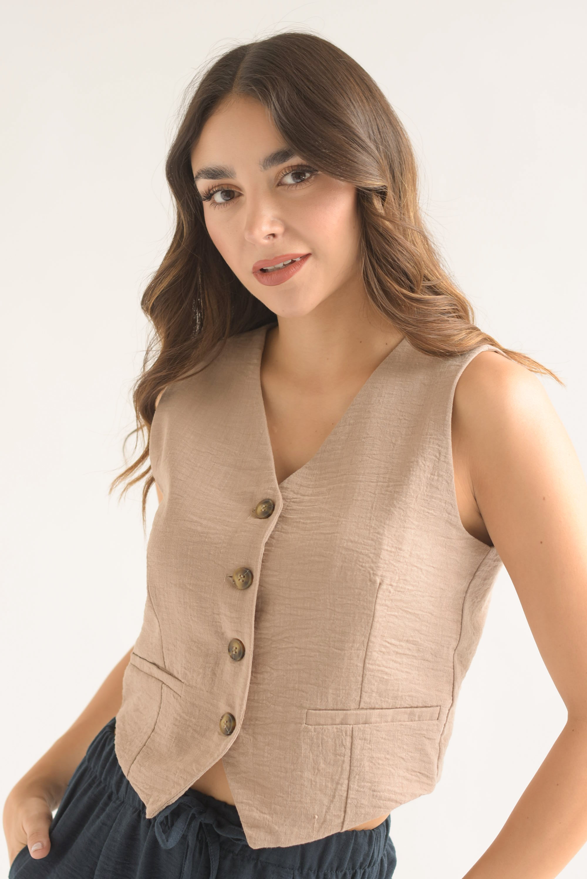 Chaleco simulación lino Moka