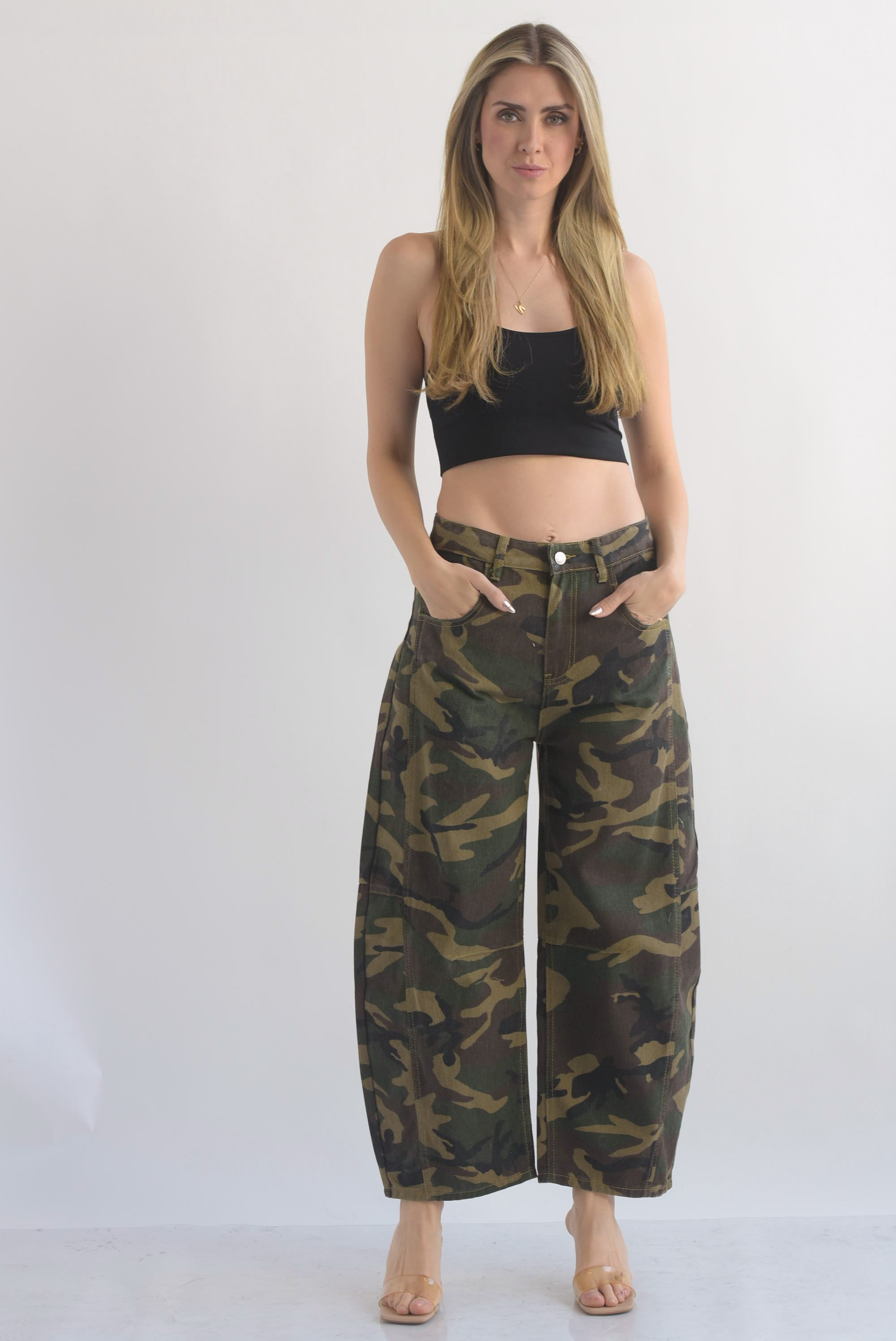 Jeans barrel camuflaje oscuro