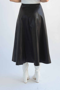 Fashion Styled Falda vinipiel corte A Negro