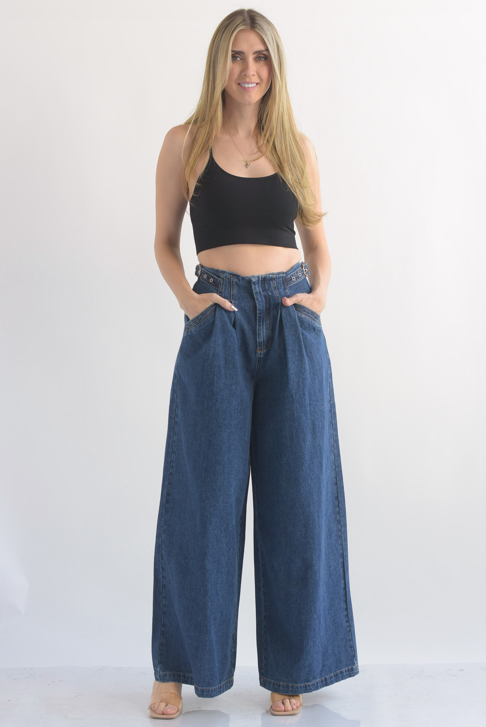 Jeans super wide hebillas laterales