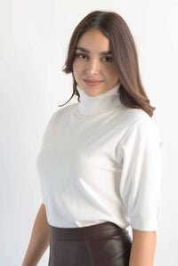 Fashion Styled Blusa punto cuello alto manga corta Blanco