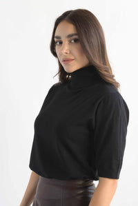 Fashion Styled Blusa punto cuello alto manga corta Negro