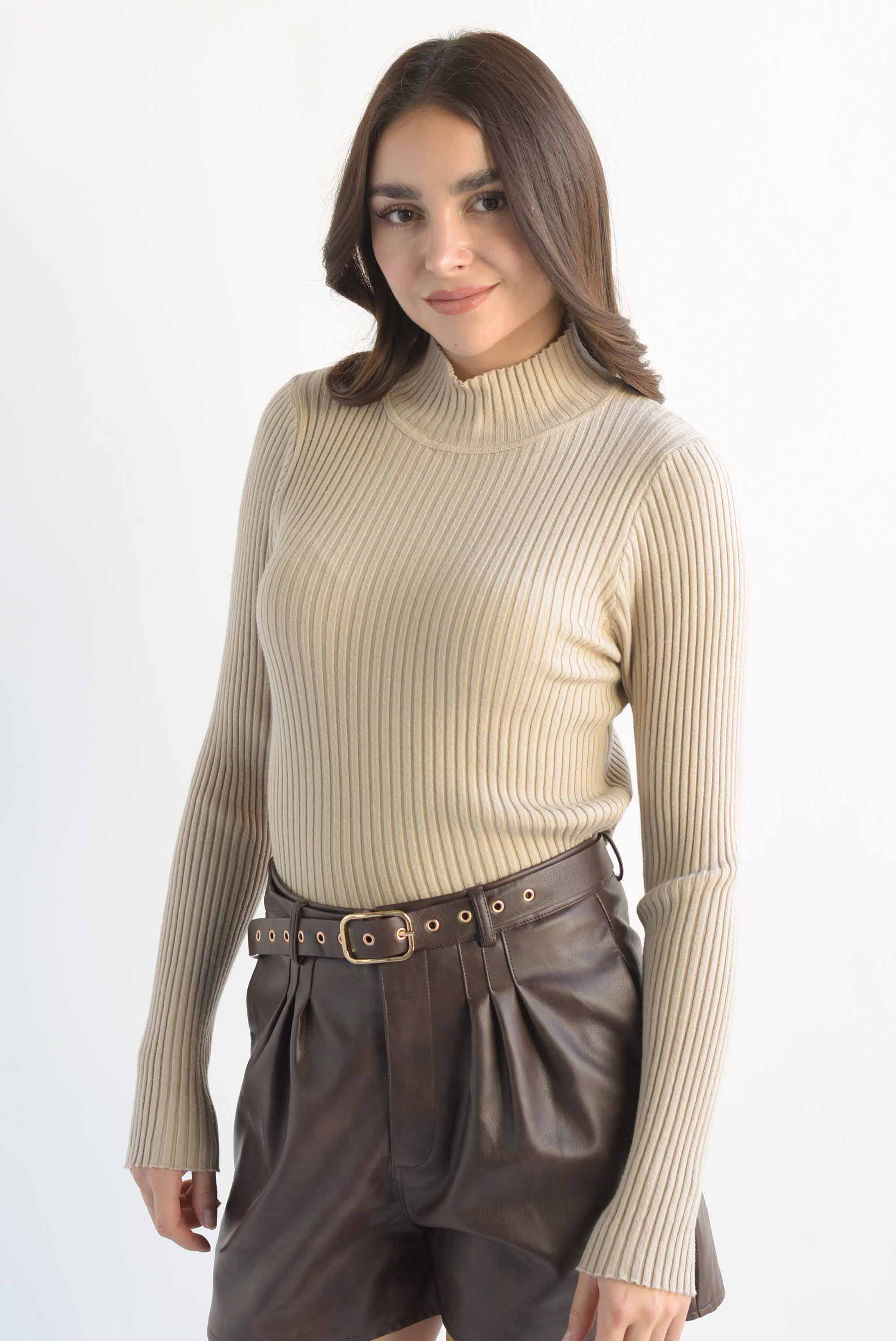 Sweater canalé cuello alto Moka
