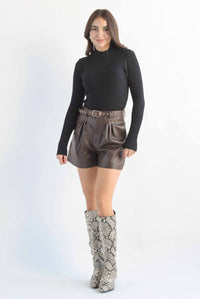 Fashion Styled Sweater canalé cuello alto Negro