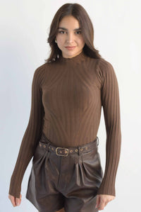 Fashion Styled Blusa punto cuello perkins Espresso