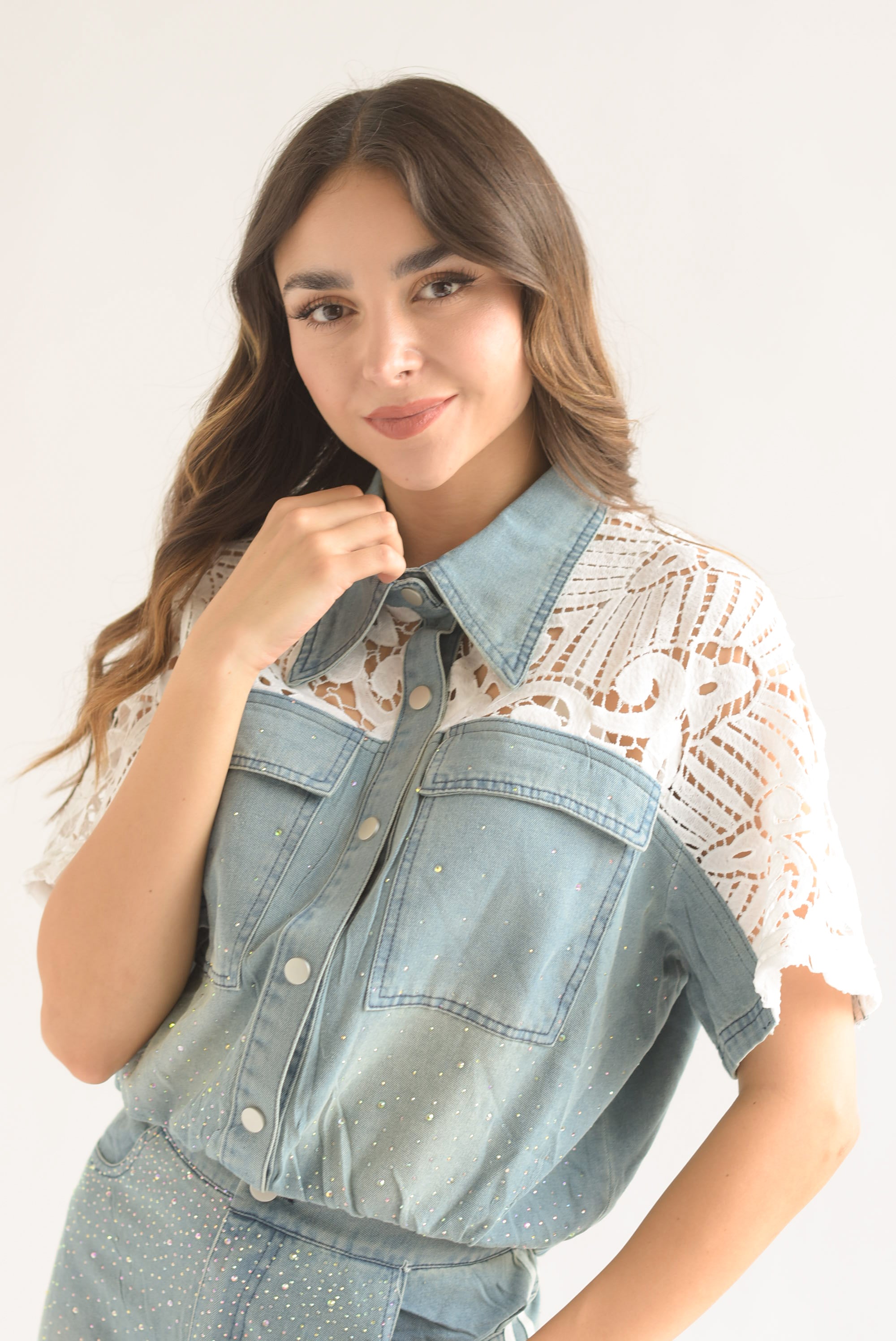 Set Pantalón track y Blusa Denim encaje brillos