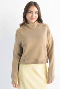 Fashion Styled Sweater costuras cuello alto Moka