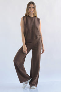 Fashion Styled Set Pantalón y Chaleco punto Café