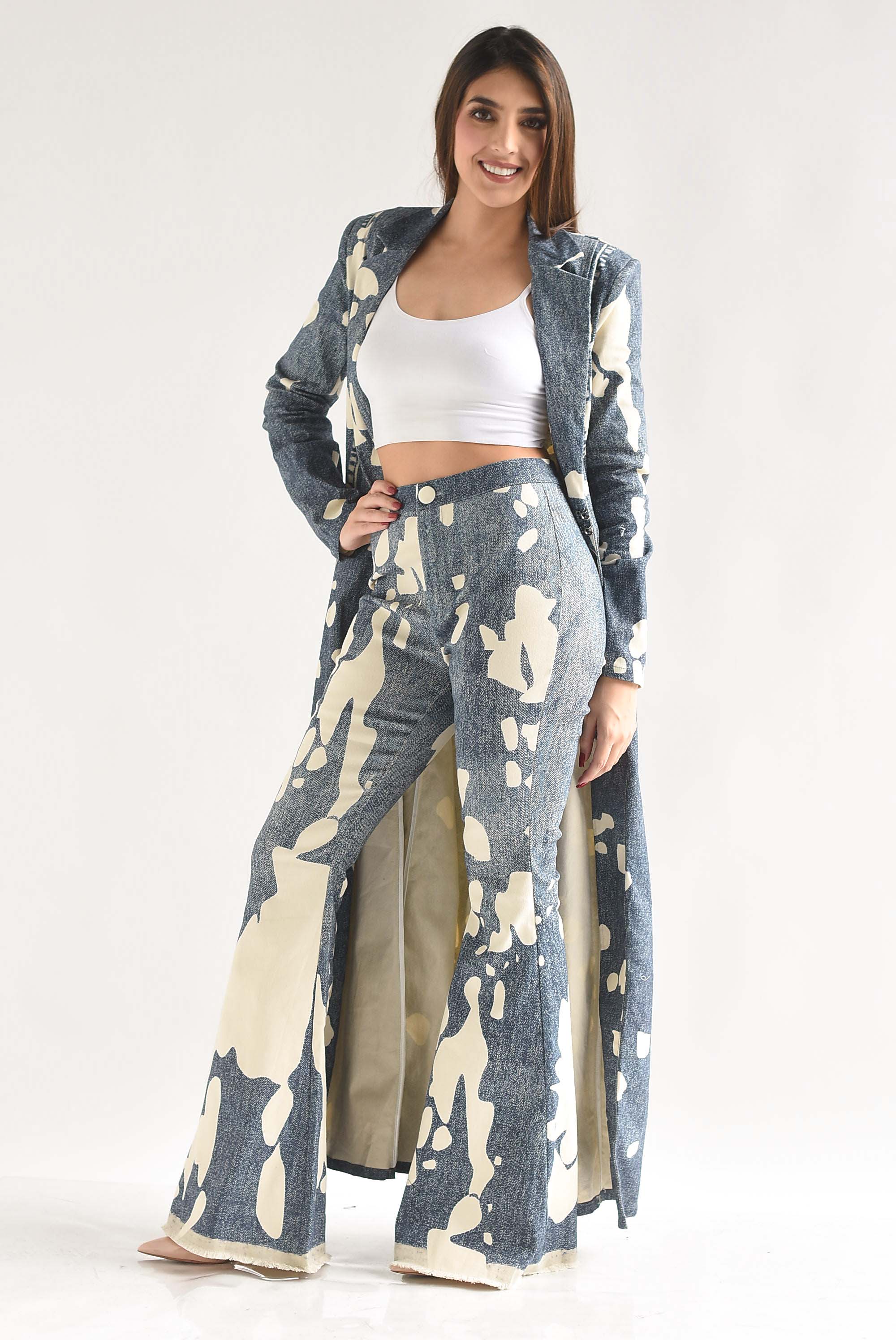 Set Pantalón flare y Gabardina Denim manchas