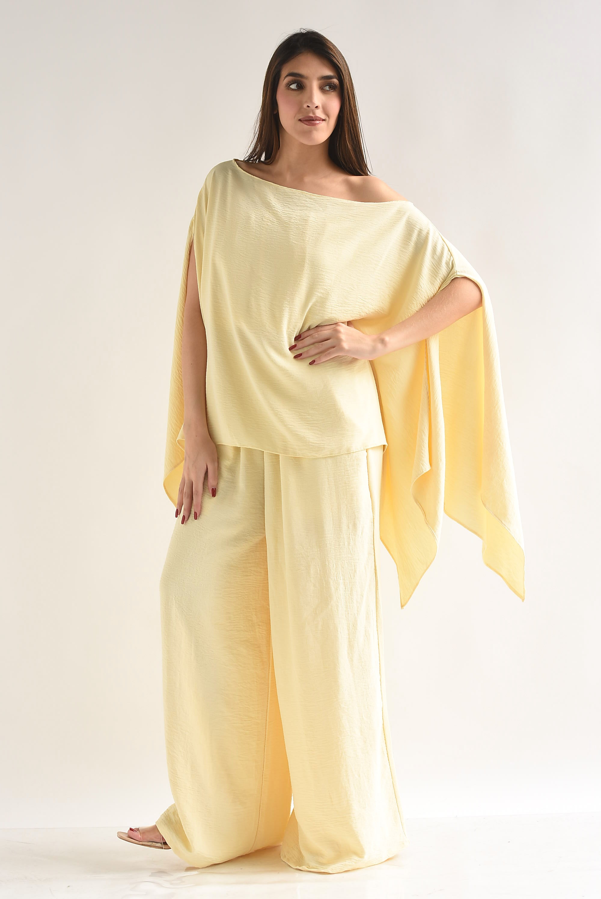 Set Pantalón, Capa poncho y Top
