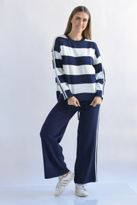 Fashion Styled Set Pantalón track y Sweater franjas punto Azul Marino