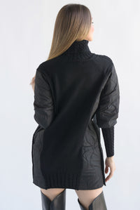 Fashion Styled Vestido punto poncho puffer Negro