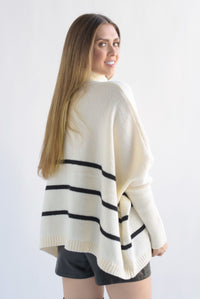 Fashion Styled Sweater poncho punto líneas Ivory