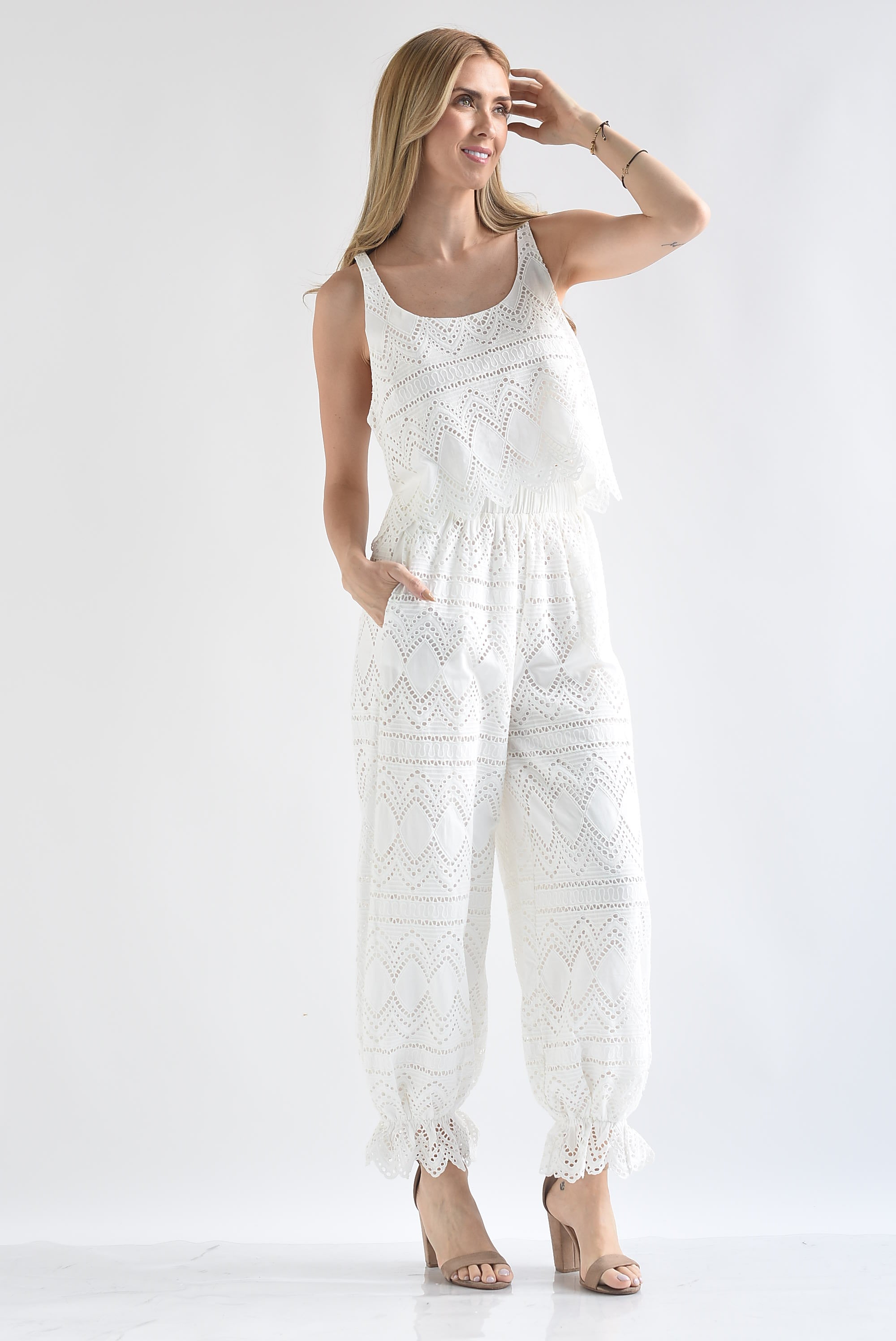 Set Pantalón Bloomers y Top calado