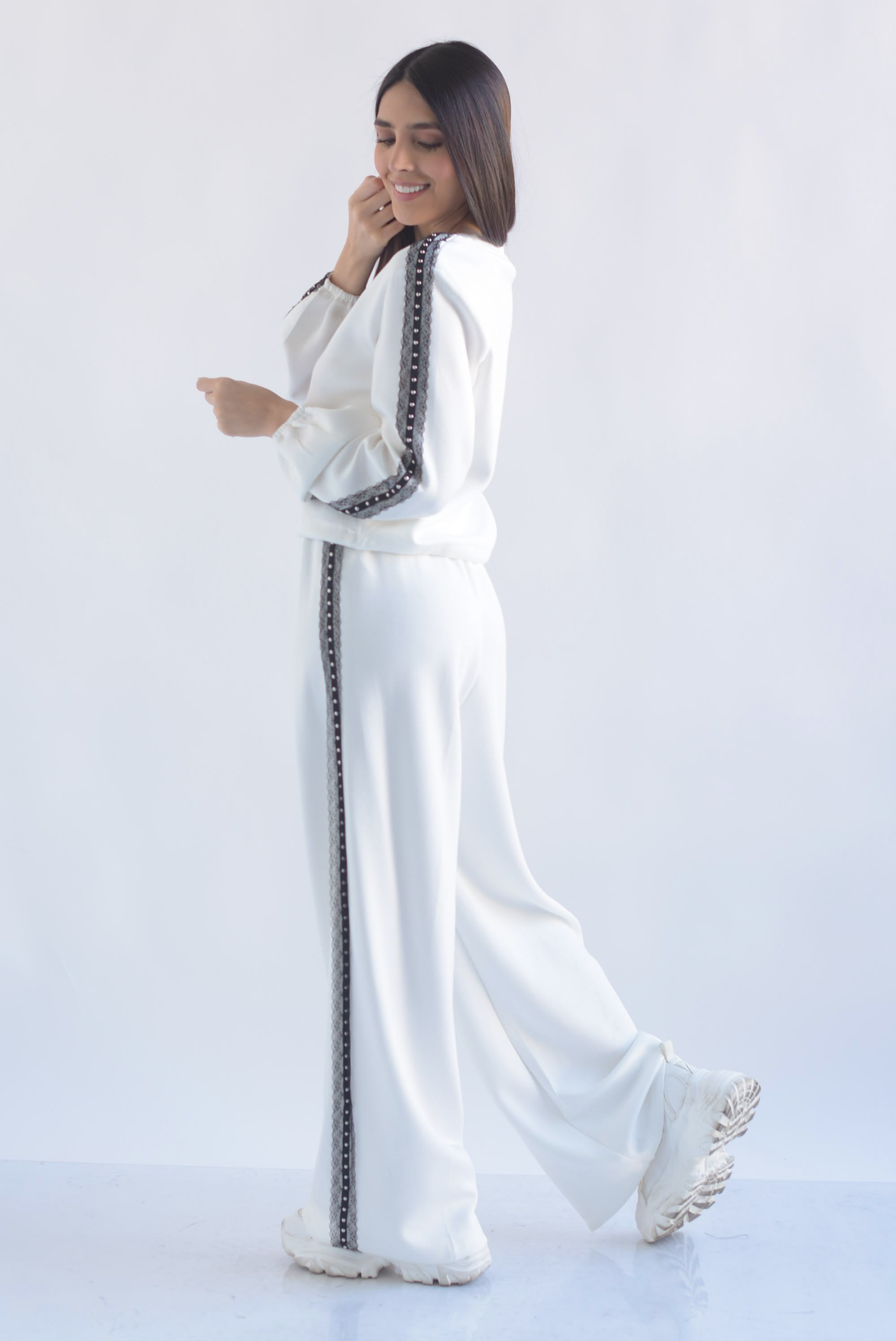 Set Pantalón y Sudadera #5 track encaje