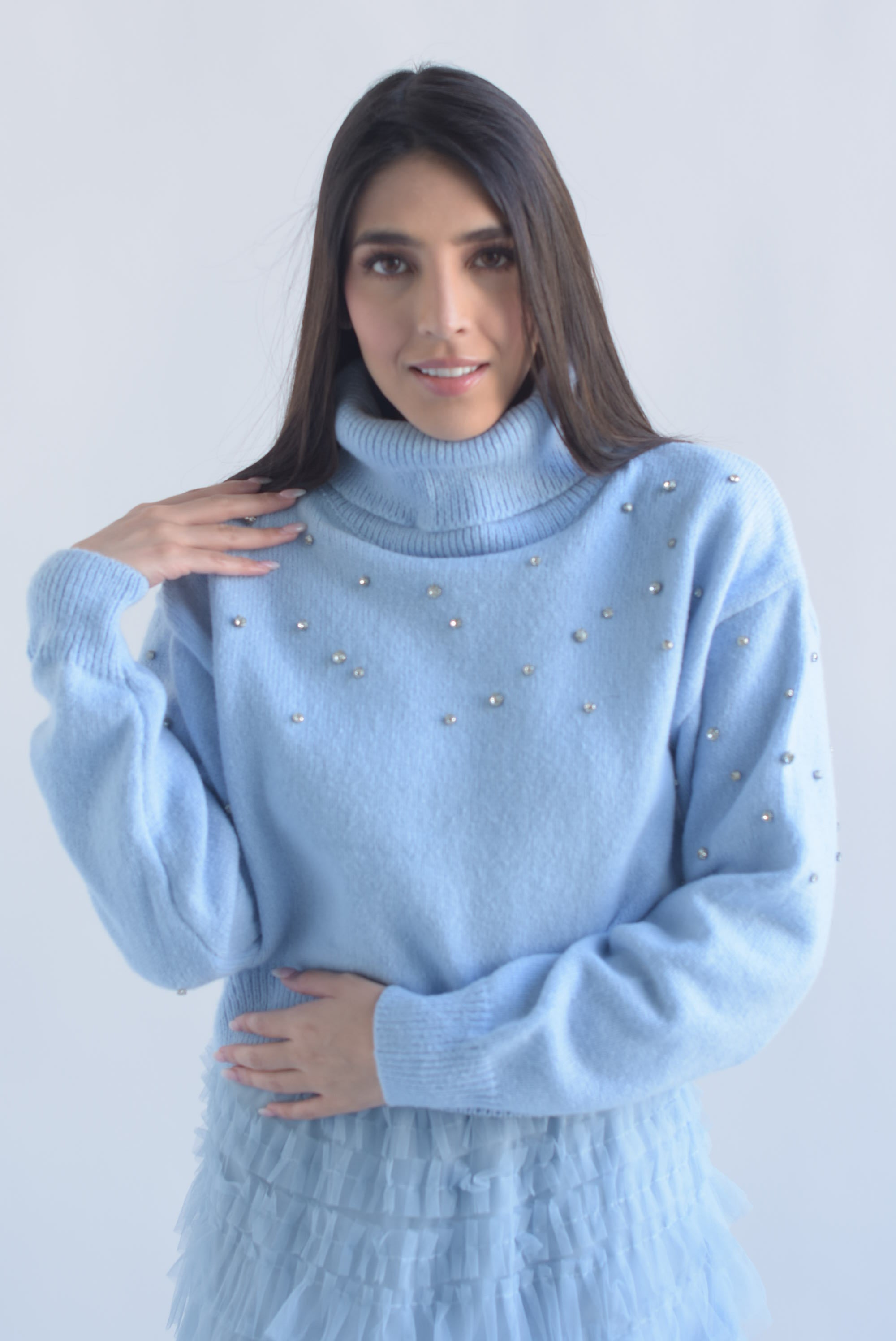 Sweater cuello alto brillos