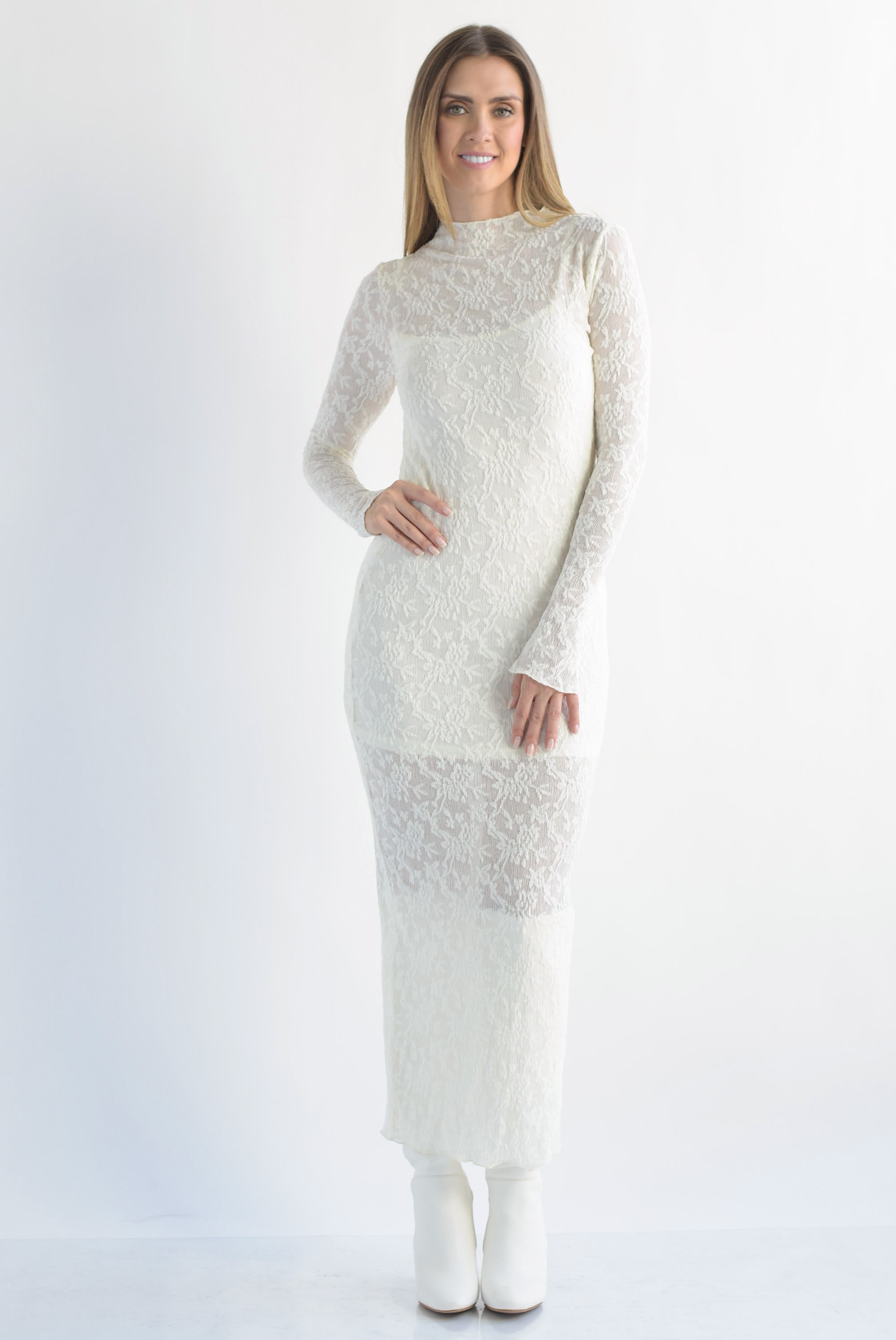 Vestido texturizado flores Ivory