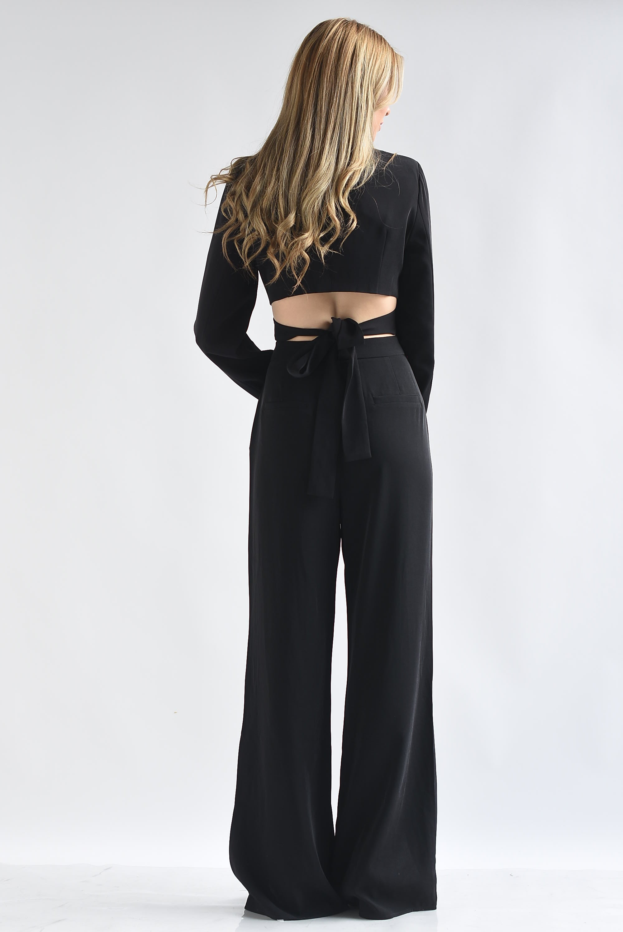 Set Pantalón y Saco crop Negro