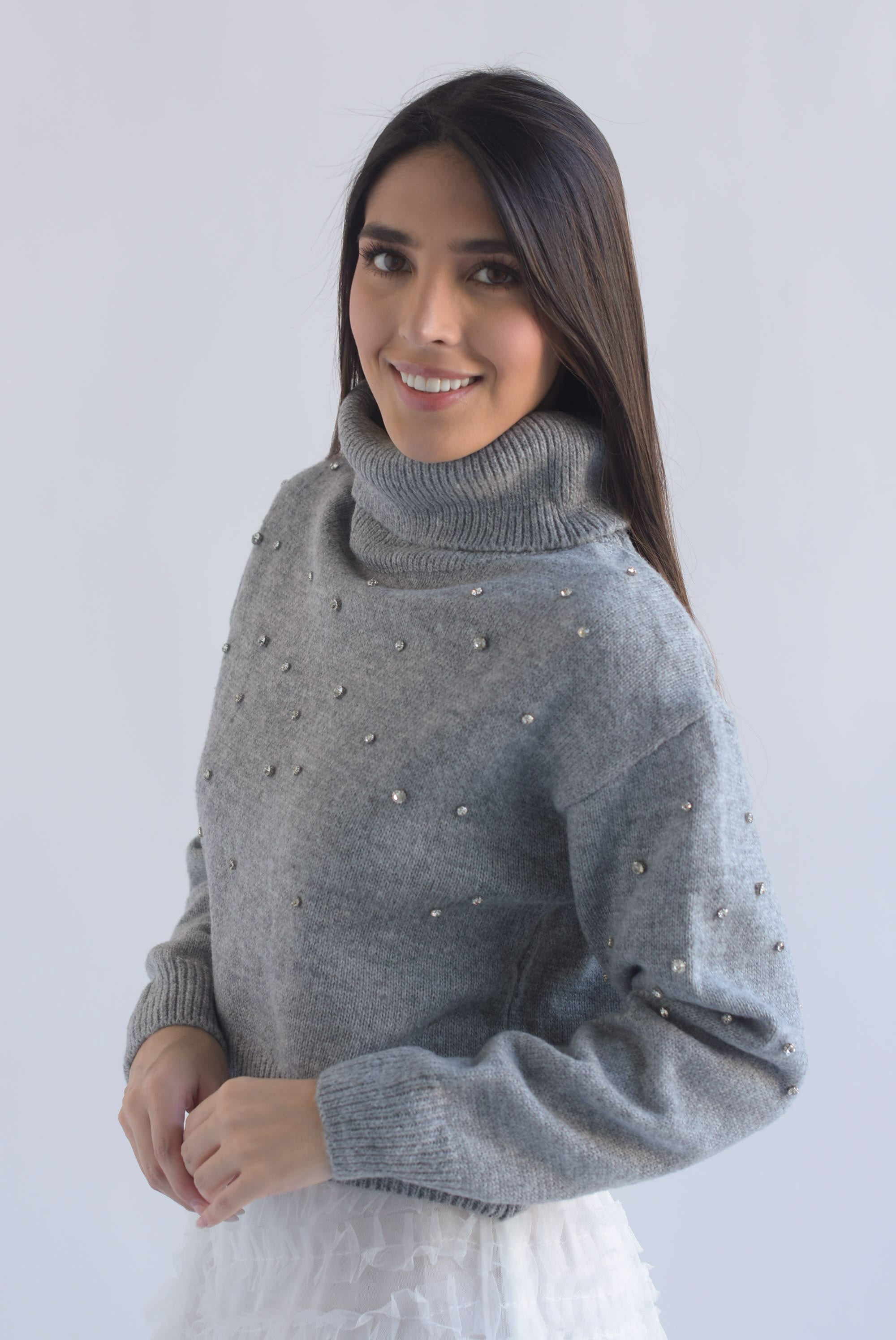 Sweater cuello alto brillos