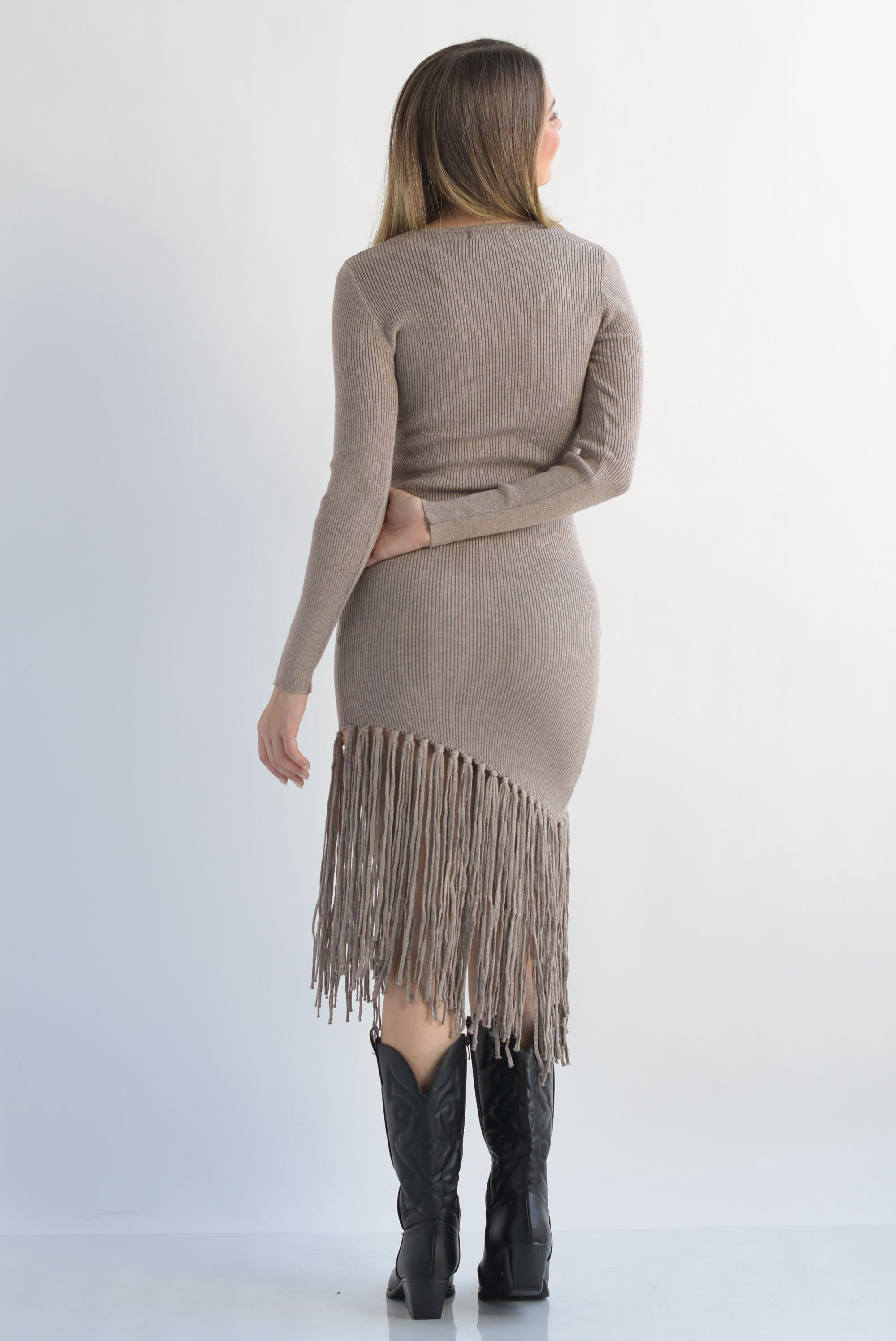 Vestido punto canalé brillos asimétrico flecos Moka