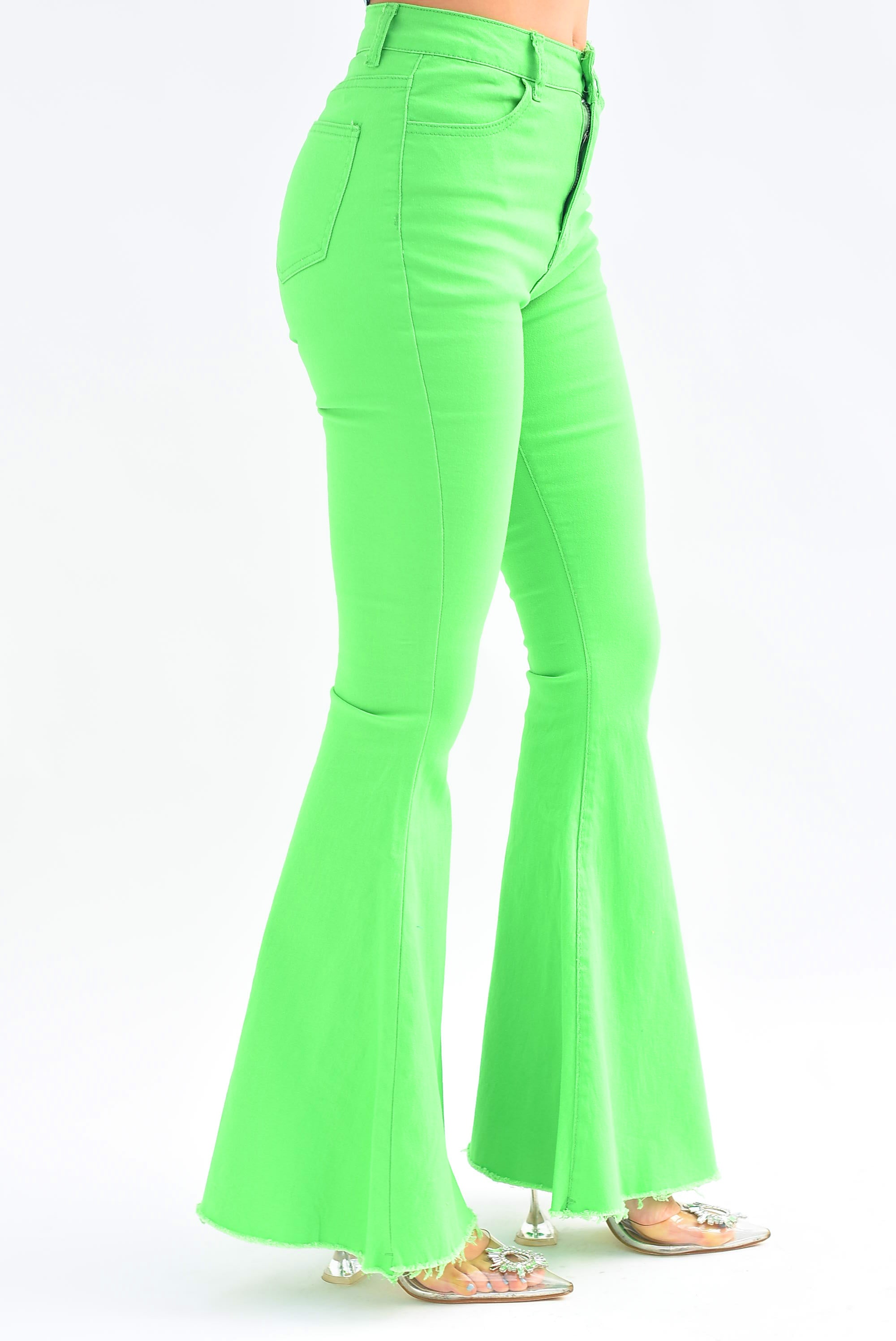 Jeans acampanados Verde