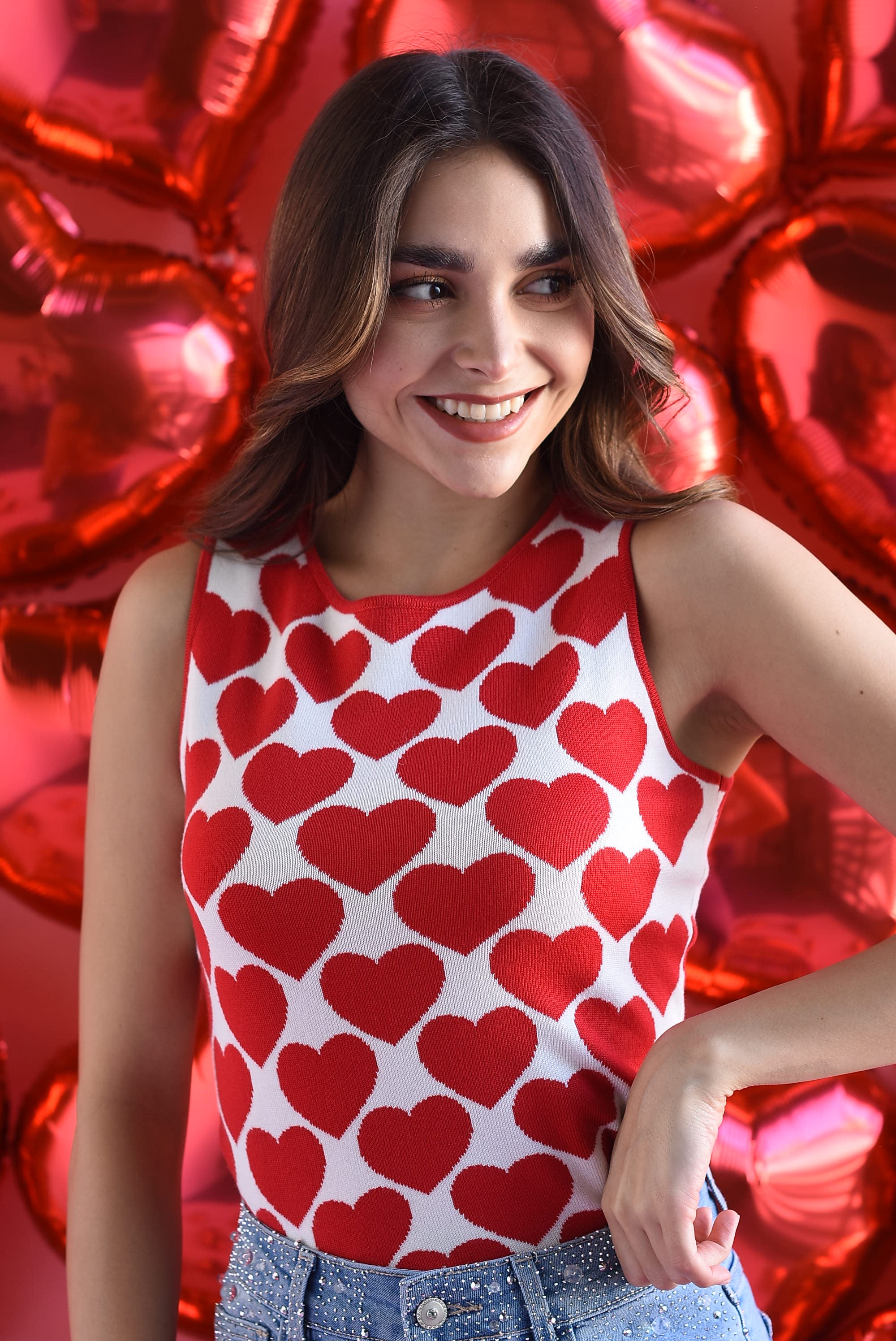 Blusa punto sin manga Corazones Rojos